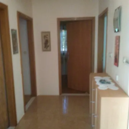 Vila Vedrana Apartamento *