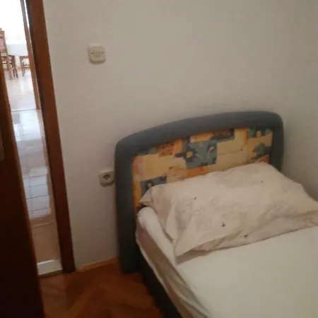 Vila Vedrana Apartamento *